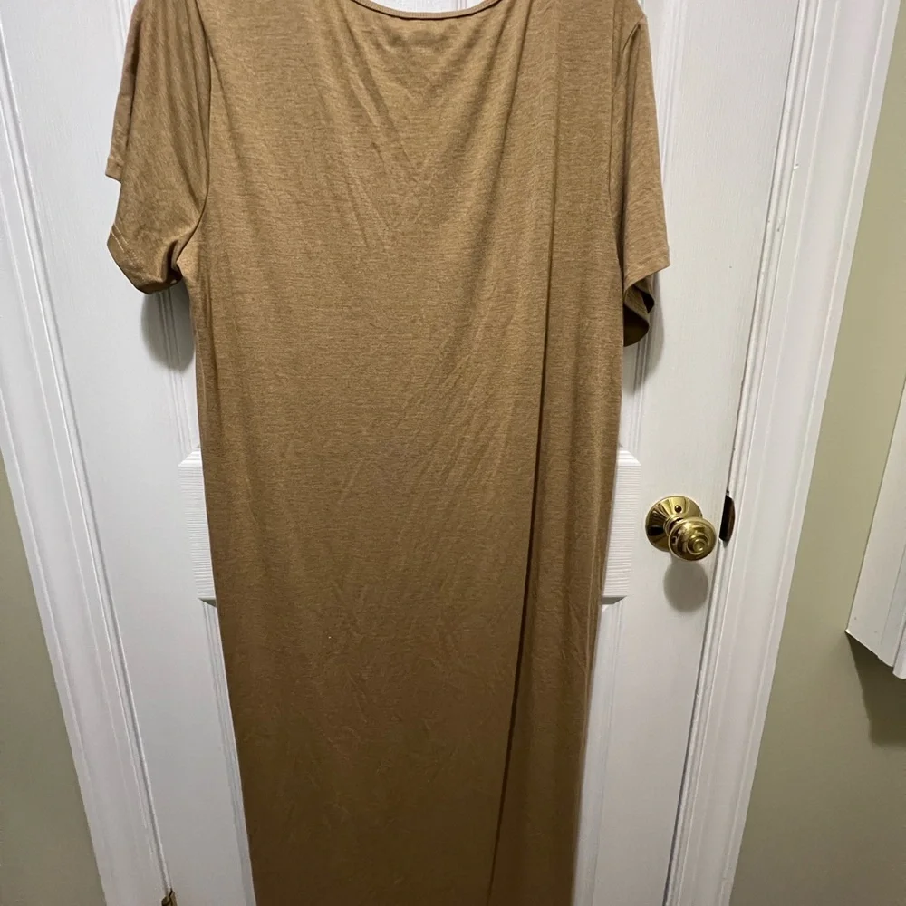 V-Neck Short Sleeve Tee Dresses in Black, Heather Gray, Tan, and Salmon Bundle - Picture 3 of 13